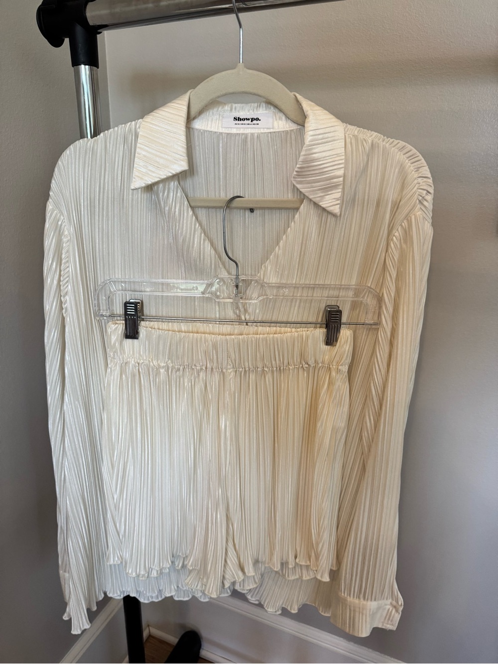 Showpo Set - Cream Pleated Collared Long-Sleeve Blouse and shorts - size 4